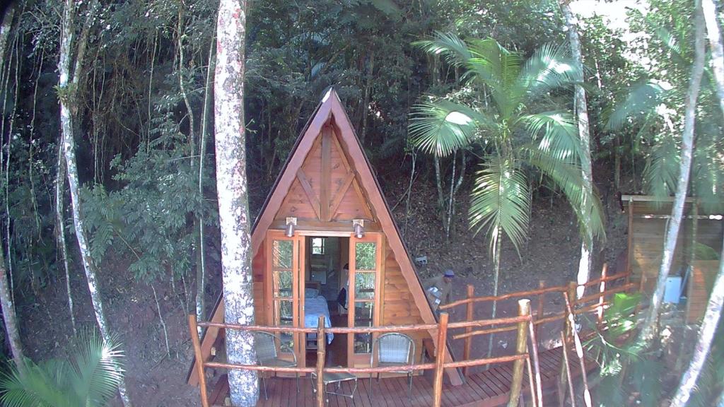 Casinha na Árvore — vista principal · glamping em Juquitiba, SP